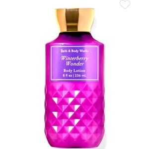 Bath and Body works brand new Winter Wonderberry Lotion